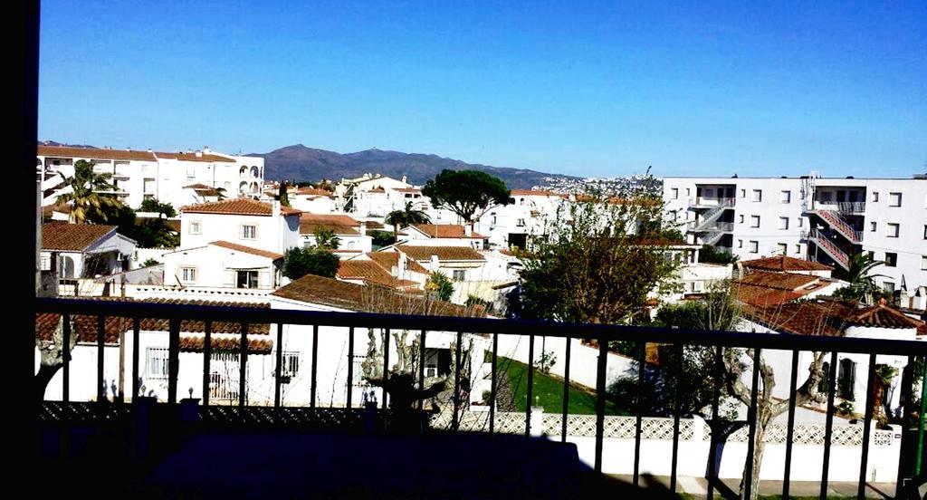 Apartamento Dinasty Empuriabrava Εξωτερικό φωτογραφία